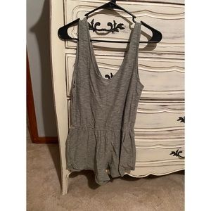 Derek Heart Romper Size Large